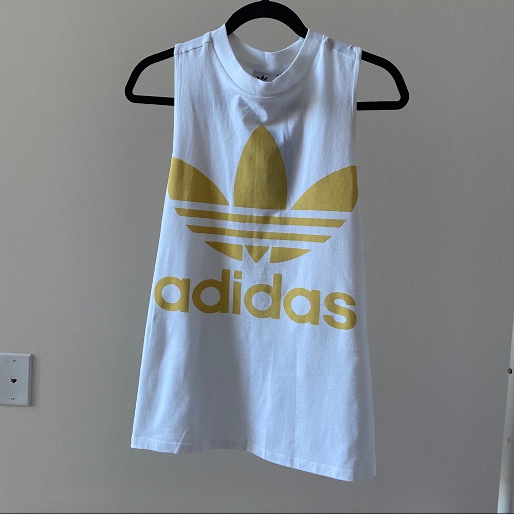 New Adidas trefoil tee / tank top
